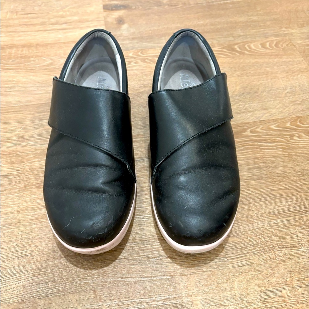 Alegria Qin Black Napa leather shoes size 38